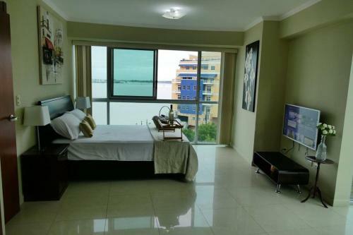 Apartamento Ecusuites Best View Riverfront 1 Santana Airport