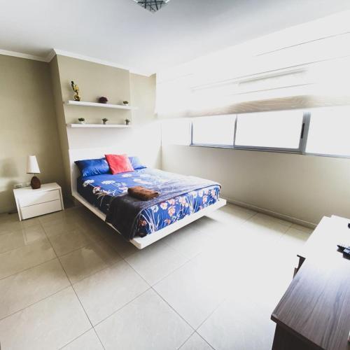 Apartamento Puerto Santa Ana Riverfront 1