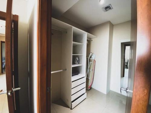 Apartamento Puerto Santa Ana Riverfront 1