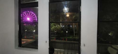 Hostal Malecon Guesthouse