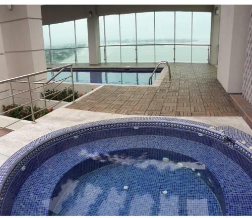 Apartamento Ecusuites Artgallery Riverfront Next Wyndham