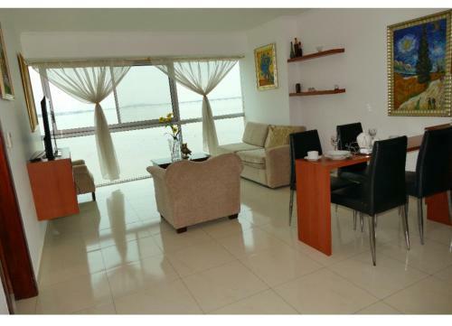 Apartamento Ecusuites Artgallery Riverfront Next Wyndham