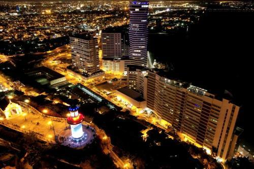 Apartamento Suite En Puerto Santa Ana-riverfront II