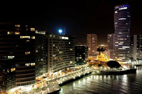 Apartamento Suite En Puerto Santa Ana-riverfront II