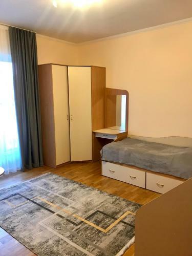 Family Apartment Near The University
