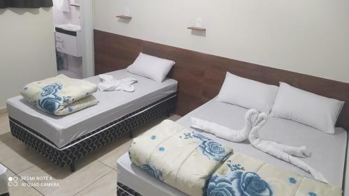 Hostal Quarto Completo Ar,wi Fi E Garagem Gratuita