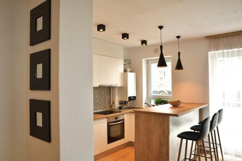 Roadstar Apartmants Coresi