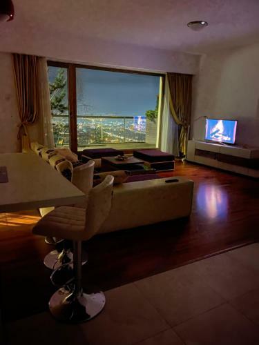 With A View Residence - Luxury Apartament - Panoramic View Over The City