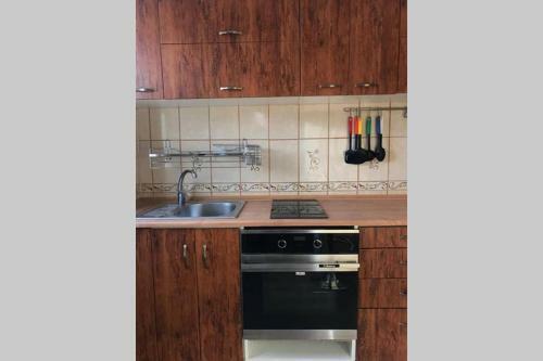 Apartamento Bright 2 Room Apt With Free Parking