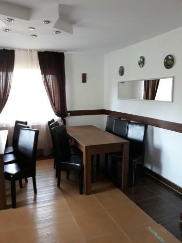 Villa Casa Padina Cu Pietre