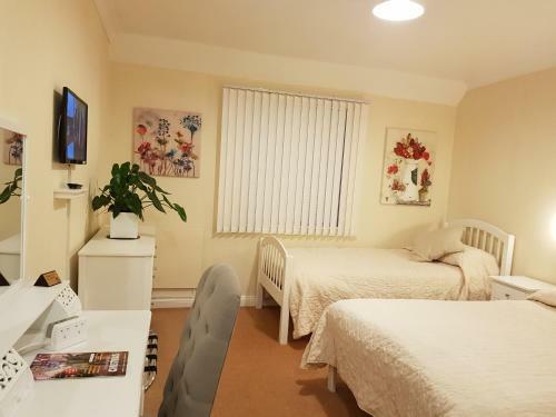 School House Hotel & Restaurant