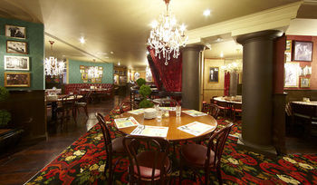 Hotel Village Urban Resort Swindon