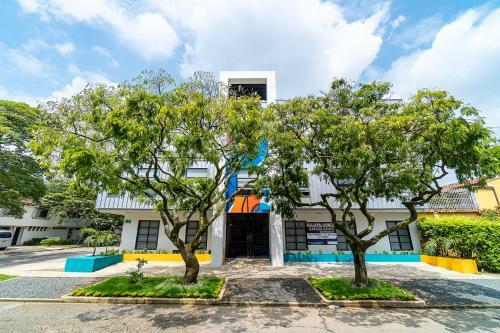 Hotel Ayenda Living Box