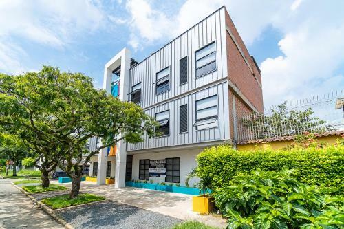 Hotel Ayenda Living Box