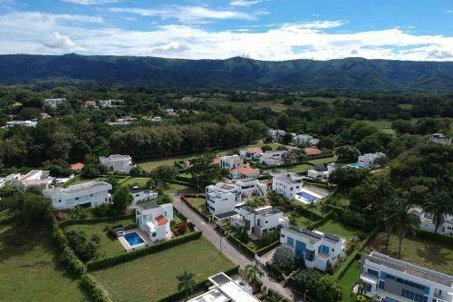 Hermosa Villa Privada En Condominio