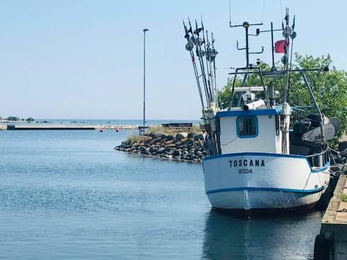 Lotta's - 'susanne's B�dahamn Ab'