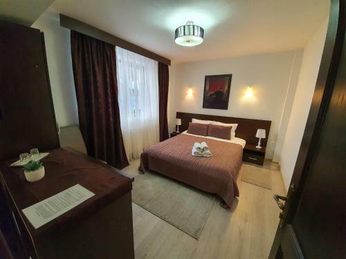 Hostal Pensiunea Public House