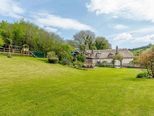 Rocombe Thatch