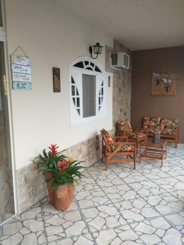Casa Com Piscina Na Regi�o Dos Lagos - Araruama