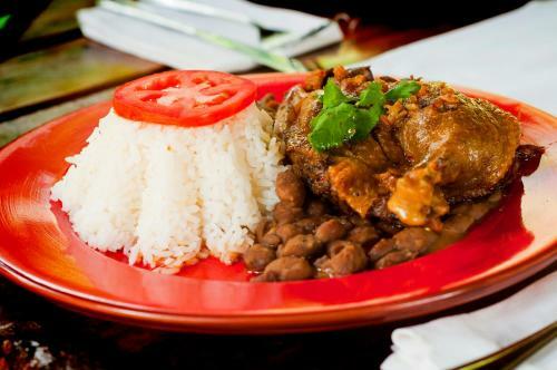 Hostal Restaurante Tur�stico Y Alojamiento Maray