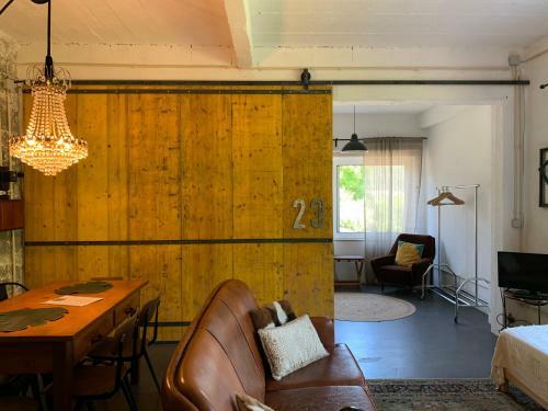 Loft - Casinha � Porta