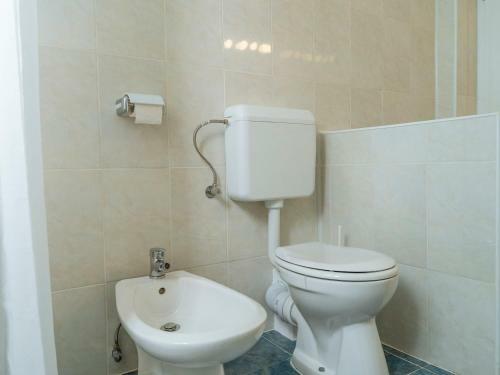Spacious & Quiet - City Center - 2br Apartment