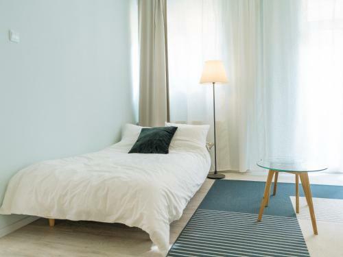 Spacious & Quiet - City Center - 2br Apartment
