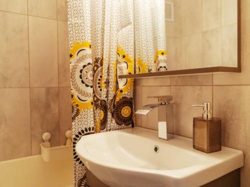 Balcescu Stylish Ultracentral Apartment