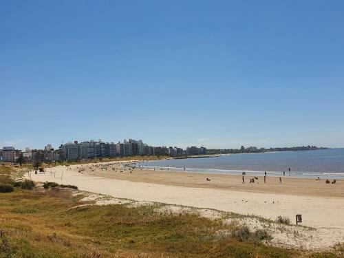 Modern Apartment Close To The Beach Montevideo Uy