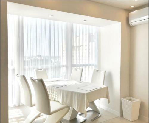 Apartamento Lux Most City Area, Panoramic River View, New Tower