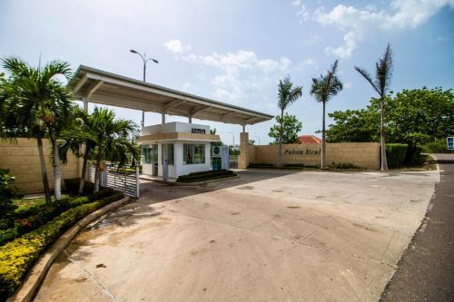 Villa Casa De Playa En Condominio Privado.