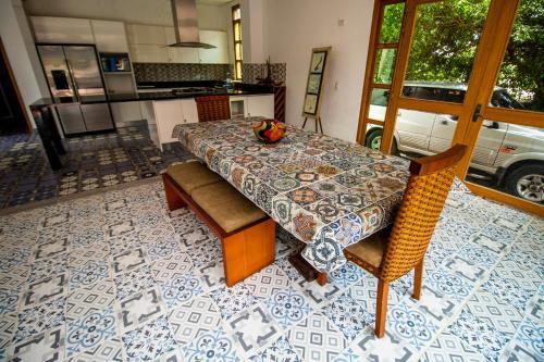 Villa Casa De Playa En Condominio Privado.