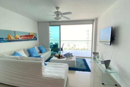 Enchanting + Unique Beachfront Apartment Rnt 96485
