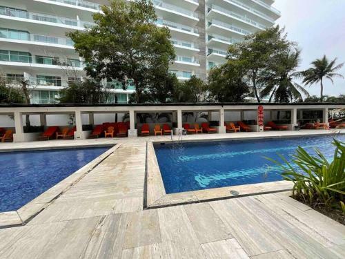 Nice Apartment With Direct Access To The Beach!