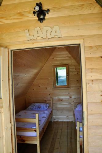 Hostal Wooden Cabin Kamna Gorica
