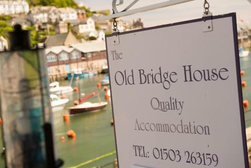 Hostal The Old Bridge House