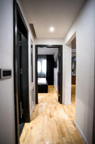 House Of Mac Apartments