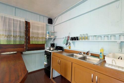 Carol's Cabanas