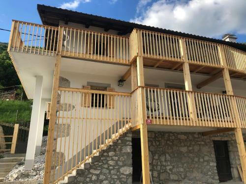 Hi?a Pri Koritu - Apartma Matajur