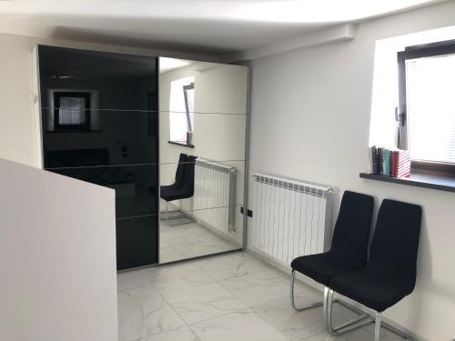 Hostal Apartment And Room Aria