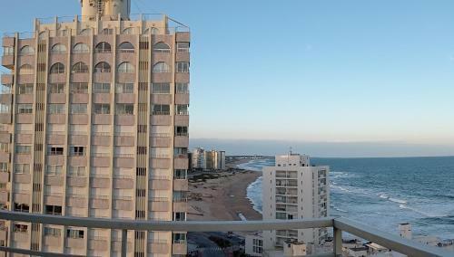 Apartamento Penthouse. Vista Al Mar. Centrico. 02