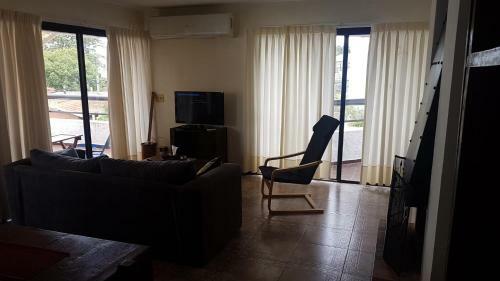Apartamento Penthouse Parada 25 Cerca Del Mar 3.dormitorios