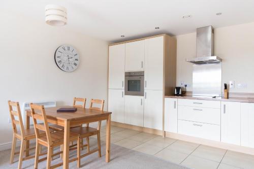 Apartamentos Flexi-lets@wallis Square, Farnborough