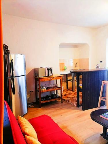 Amazing Pvt Apart With Nice Balcony- Spacious Private Apartment