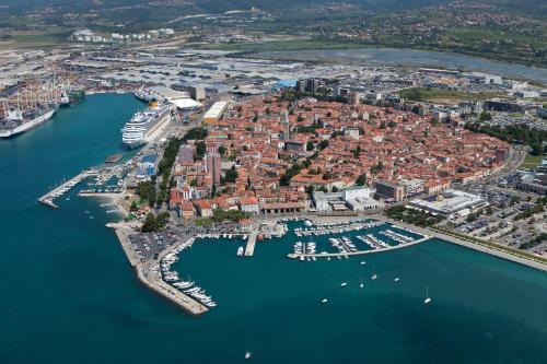 Hostal Sobe Pri Anici