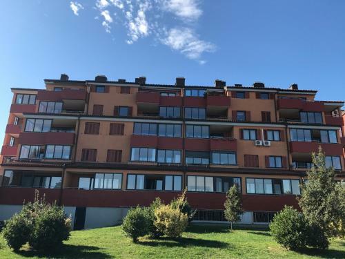 Jure Apartments