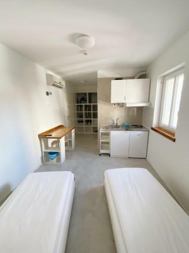 Hostal Guest House Via Flavia