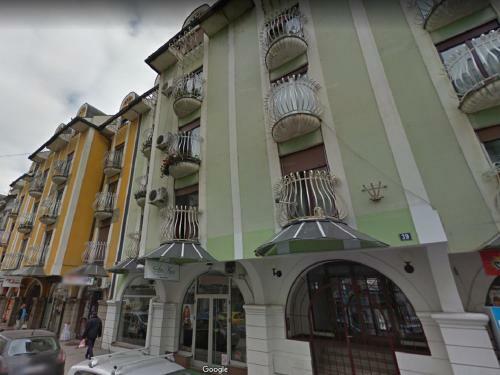 Apartamento Black & Yellow Centrally Located Studio