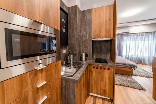 Ivi Place Apartments