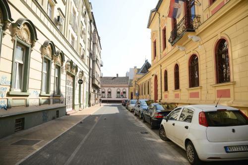 Anna Apartment